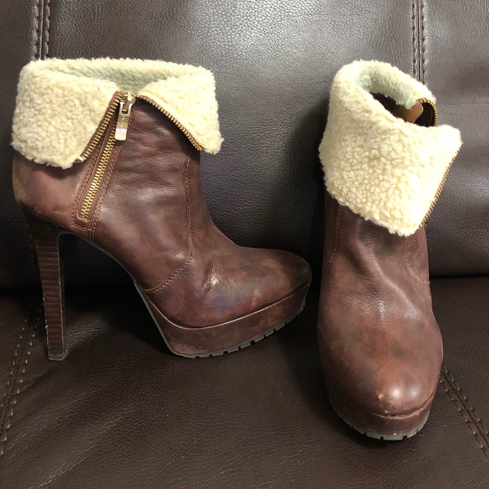 BCBGENERATION fur heel boot!!